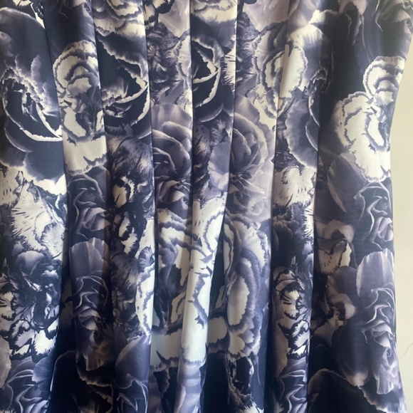 Tommy Hilfiger Dress - Picture 6 of 9